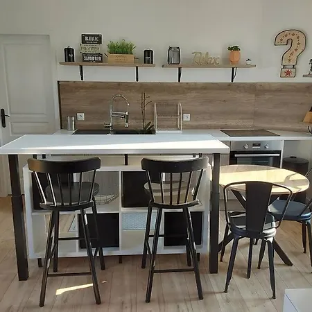 Tendance Et F2 Apartment