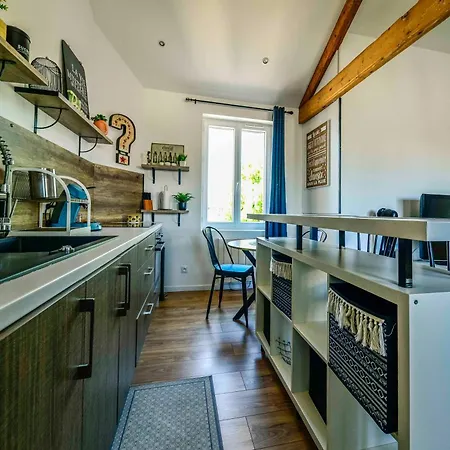 Tendance Et F2 Apartment